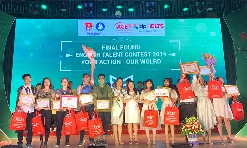Học viện Tài chính và THPT Thường Tín giành giải nhất cuộc thi tiếng Anh