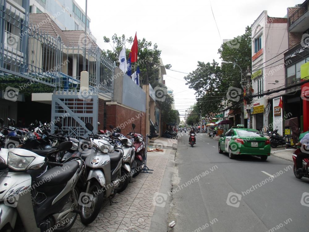 Trường đại học Kinh tế TP.Hồ Chí Minh CS E